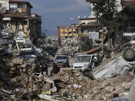 Inilah-Penjelasan-Ilmiah-Untuk-Gempa-Turki.jpeg