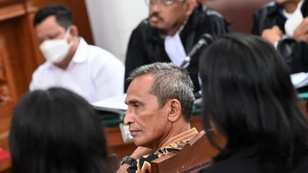 Ortu-Yosua-Minta-Duduk-Di-Kursi-Paling-Depan-Kami-Ingin-Dengar-Jelas-Vonis-Hakim-Ke-Ferdy-Sambo-Dan-Putri