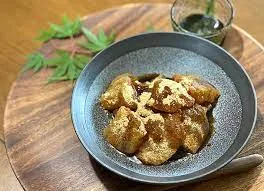 Warabimochi-Makanan-yang-Tidak-Bisa-Dimakan-Secara-Sembarangan.jpg